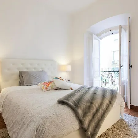 Ginjinha House - 4 - Bairro Alto - With Ac By Lisbeyond